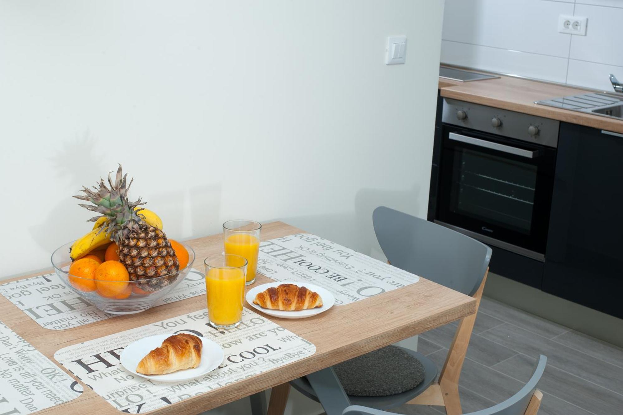 Seaside Luxury Suites Podstrana Pokoj fotografie
