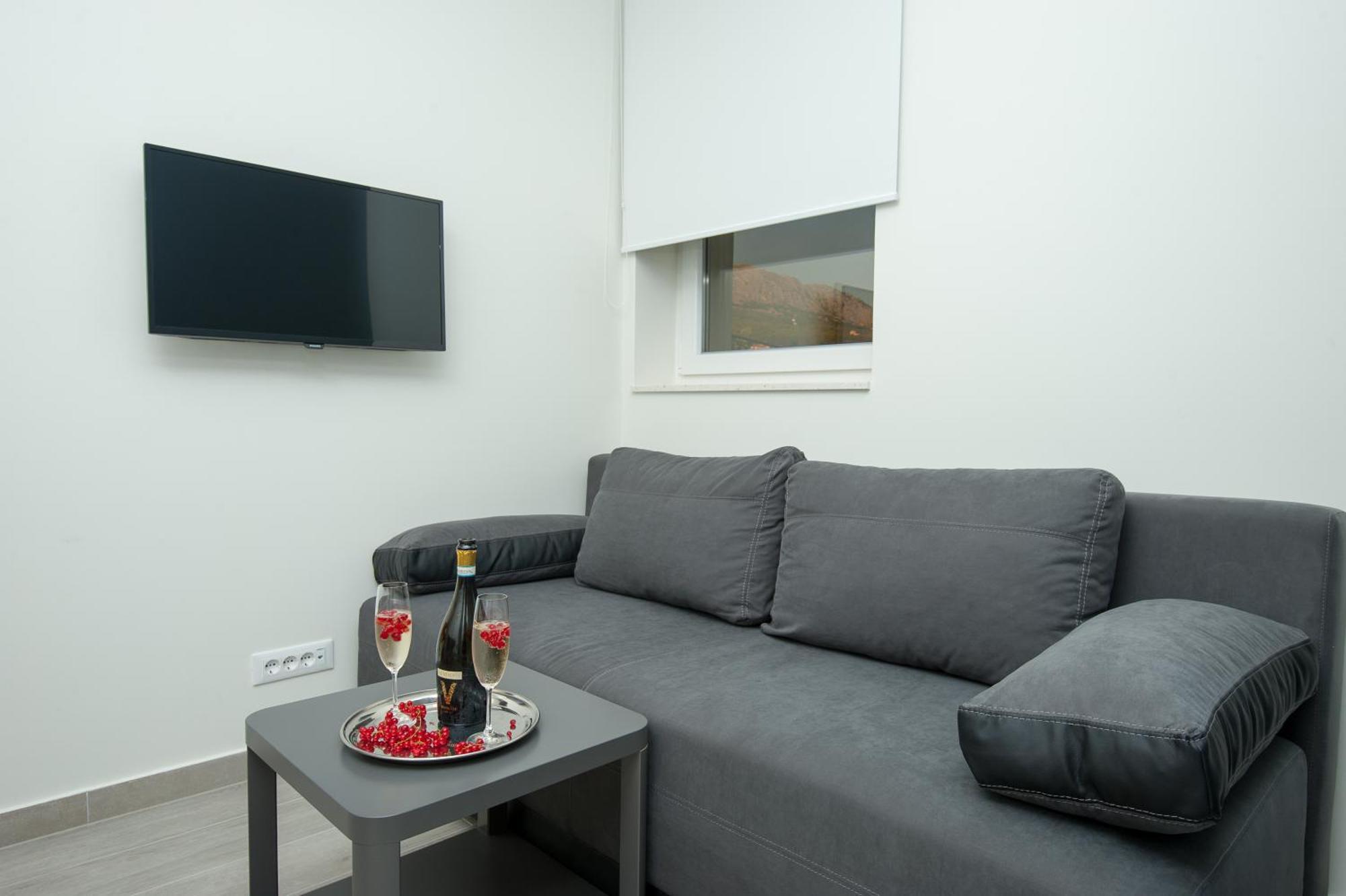 Seaside Luxury Suites Podstrana Pokoj fotografie