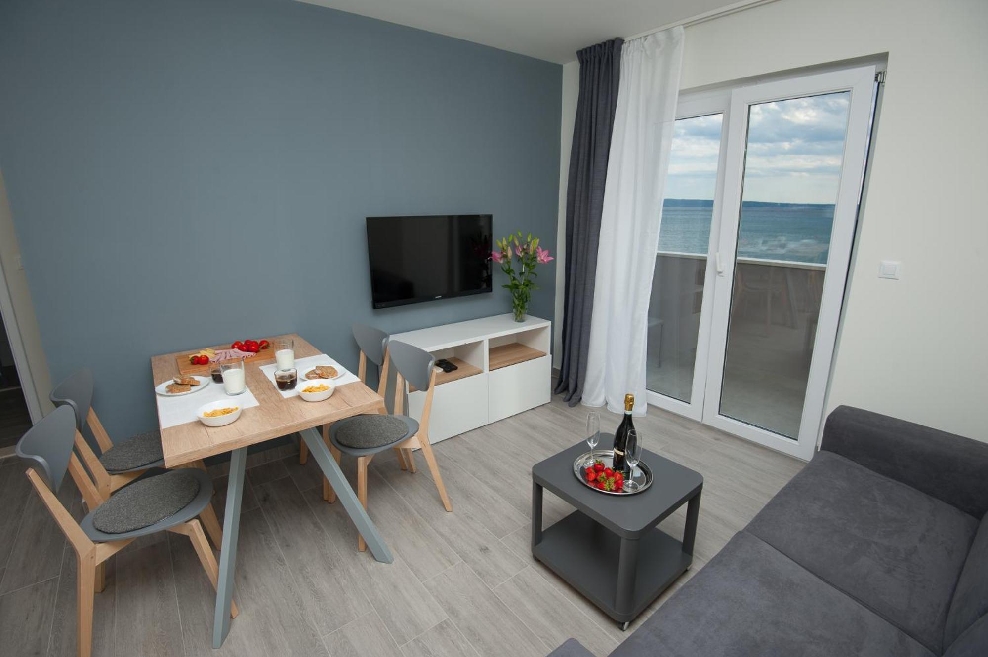 Seaside Luxury Suites Podstrana Pokoj fotografie