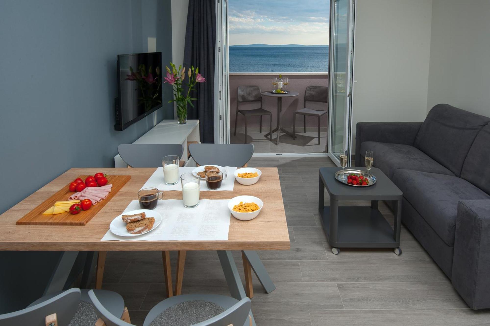 Seaside Luxury Suites Podstrana Pokoj fotografie
