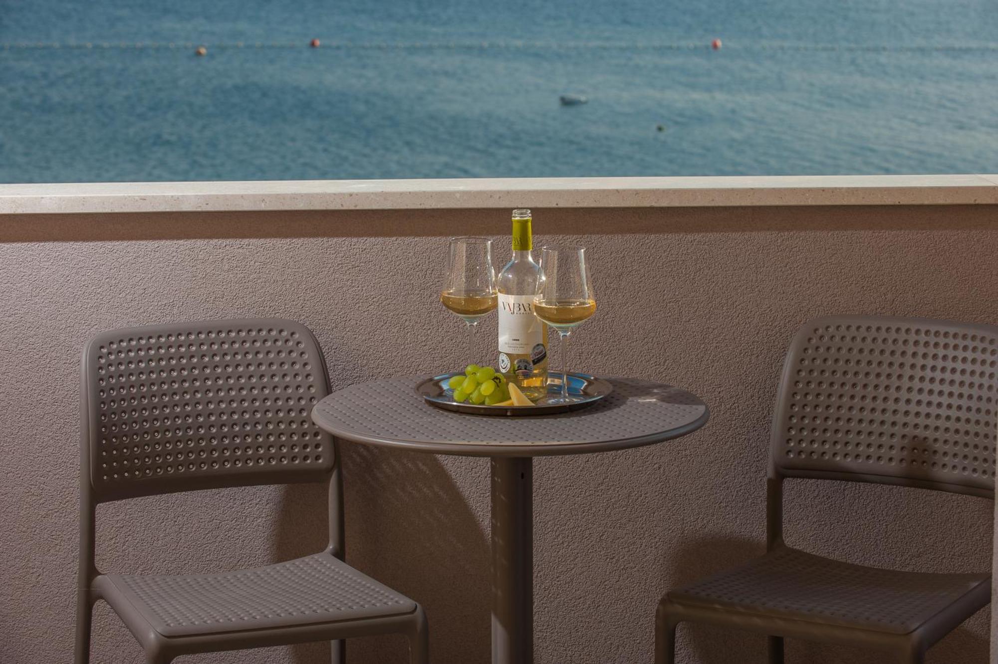 Seaside Luxury Suites Podstrana Pokoj fotografie