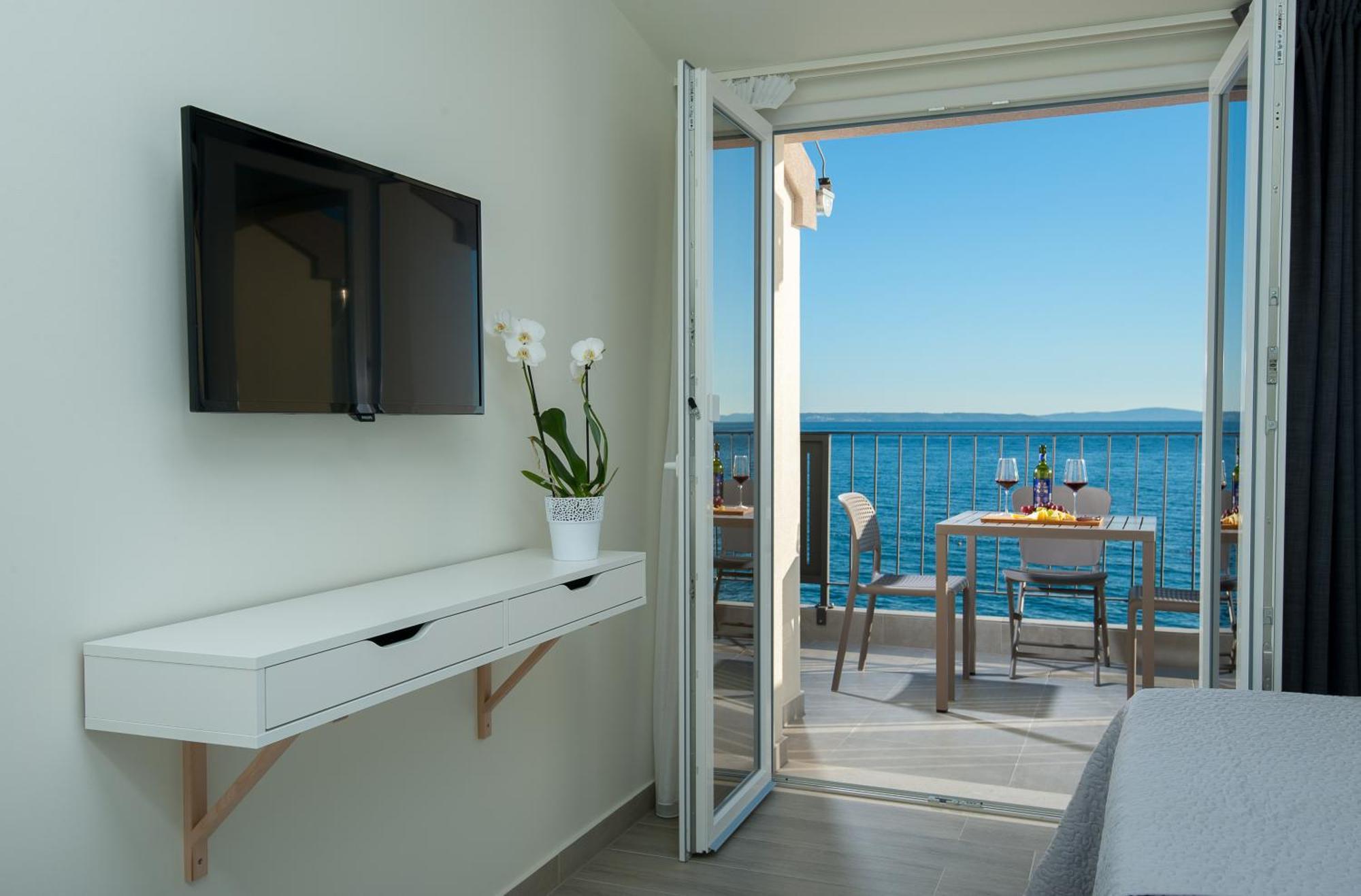 Seaside Luxury Suites Podstrana Pokoj fotografie